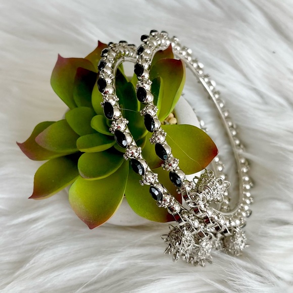 Silver and Black Bangle Bracelet Pair - Picture 3 of 4
